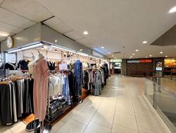 Lucky Plaza (D9), Shop House #623997871